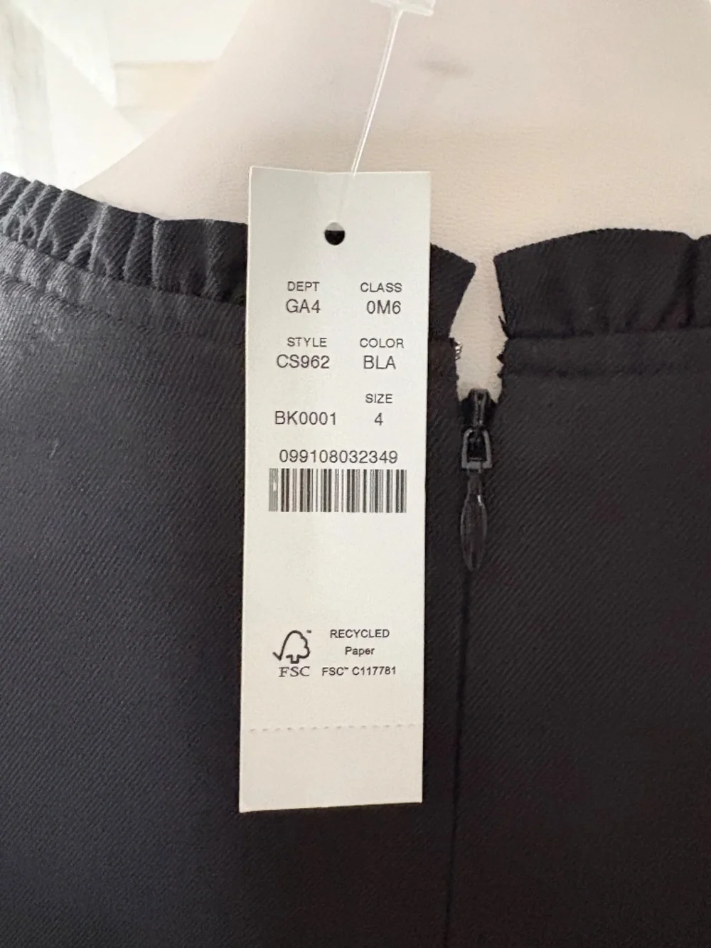 NWT J Crew Ruffle-trim dress in Gramercy linen blend